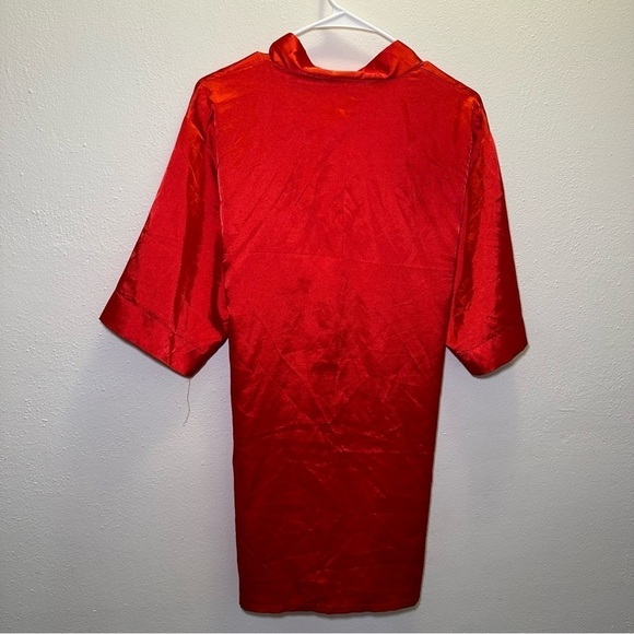 Amazon Silky Red Robe One Size - Picture 4 of 6